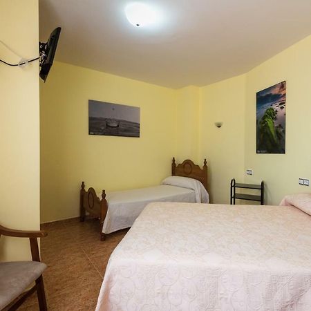 Hostal O Camouco Portonovo Eksteriør bilde