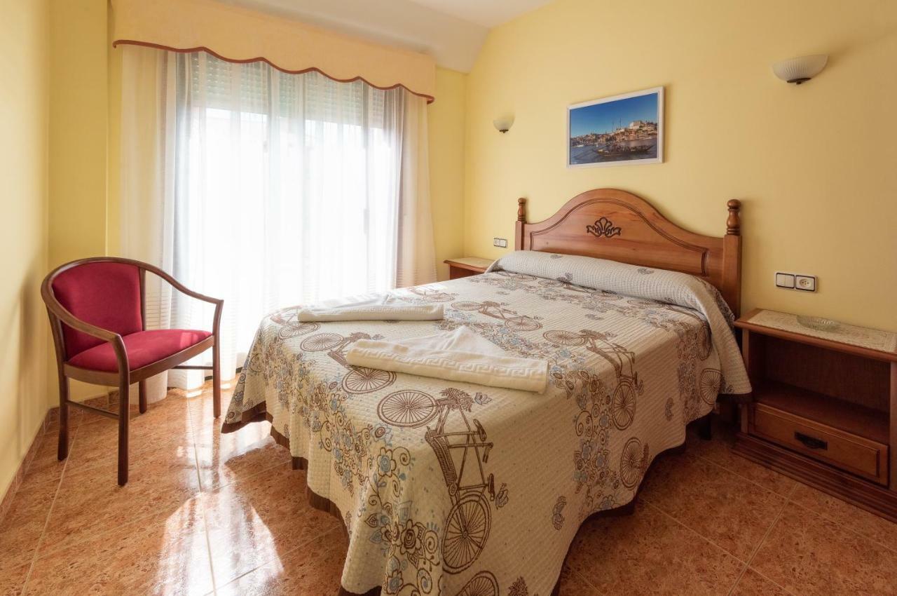 Hostal O Camouco Portonovo Eksteriør bilde