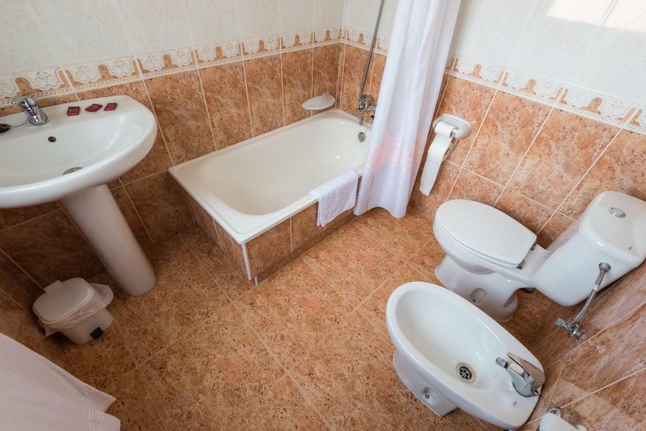 Hostal O Camouco Portonovo Eksteriør bilde