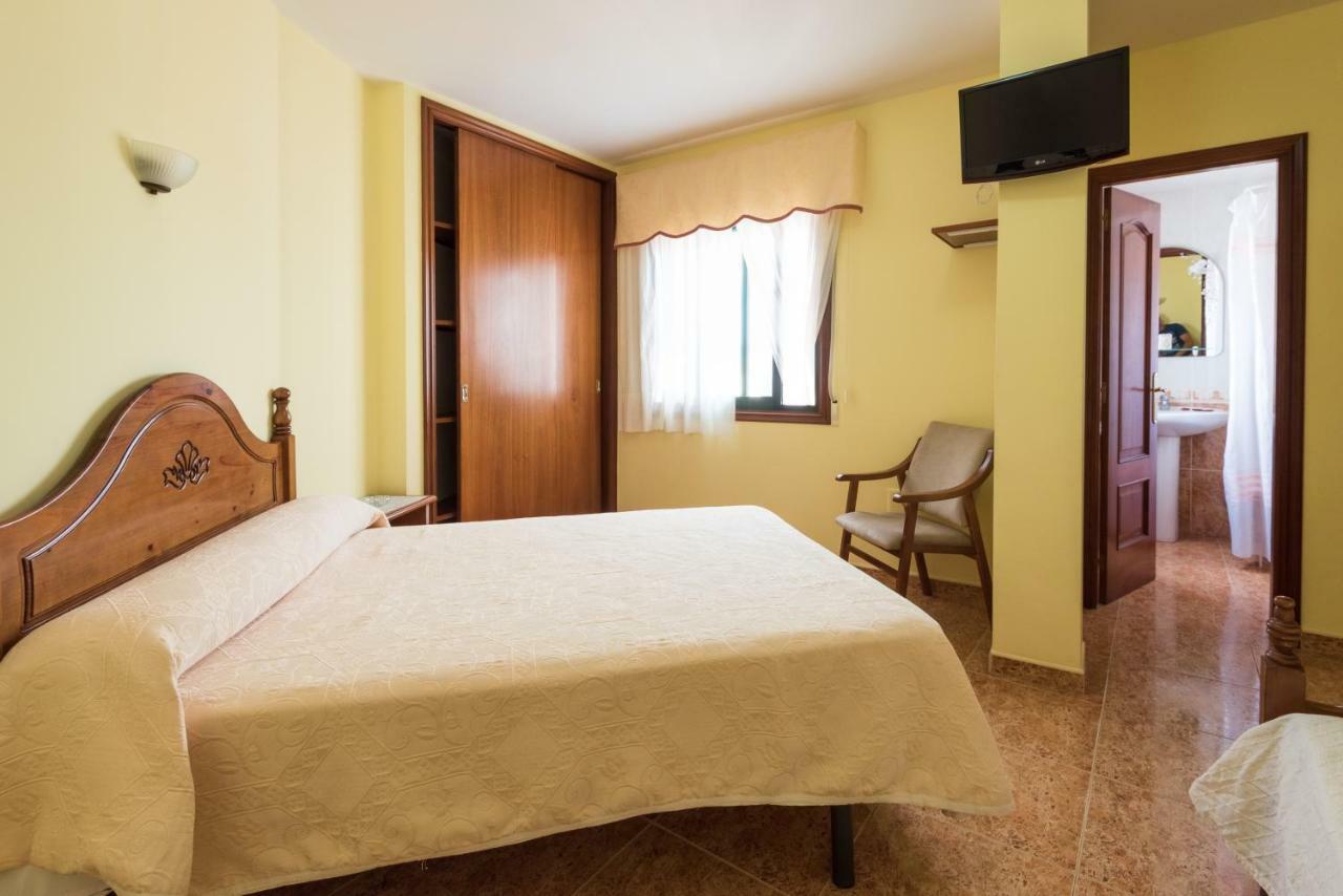 Hostal O Camouco Portonovo Eksteriør bilde